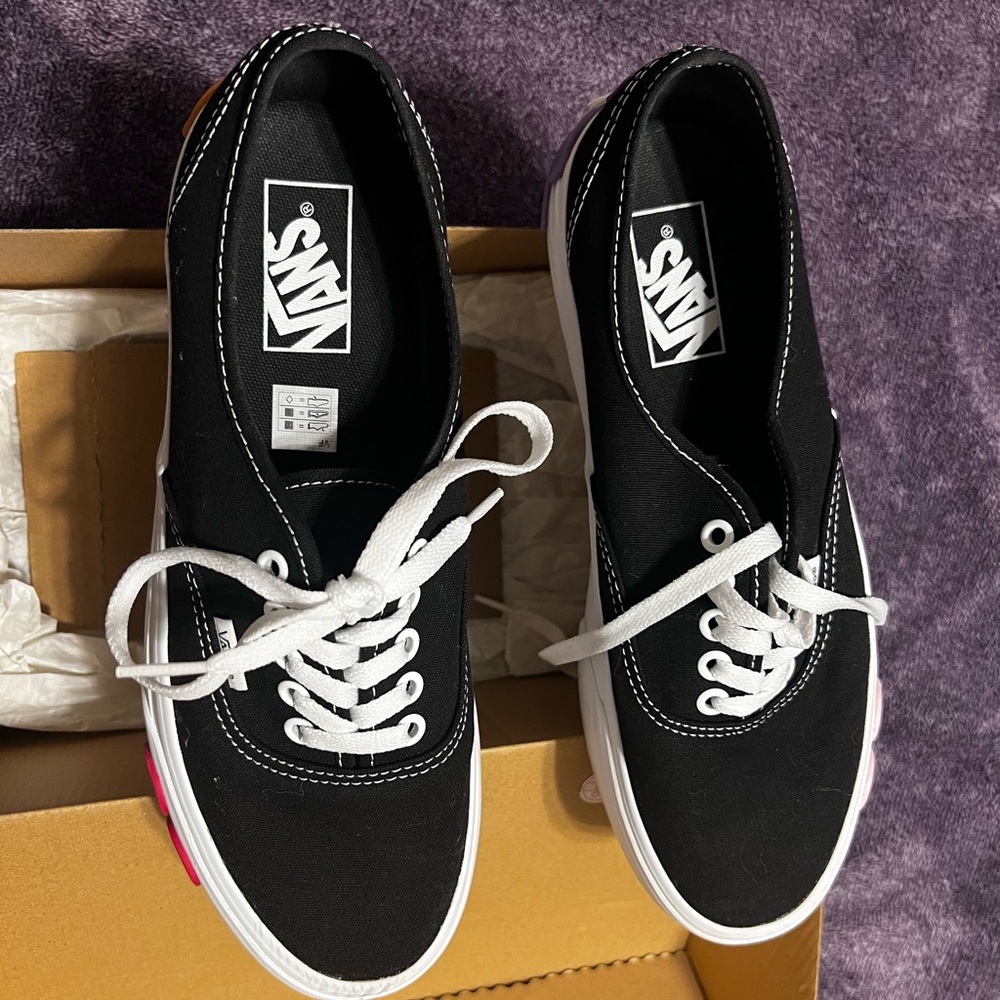 RARE….Authentic Stackform Vans with Flowers.  NWOT